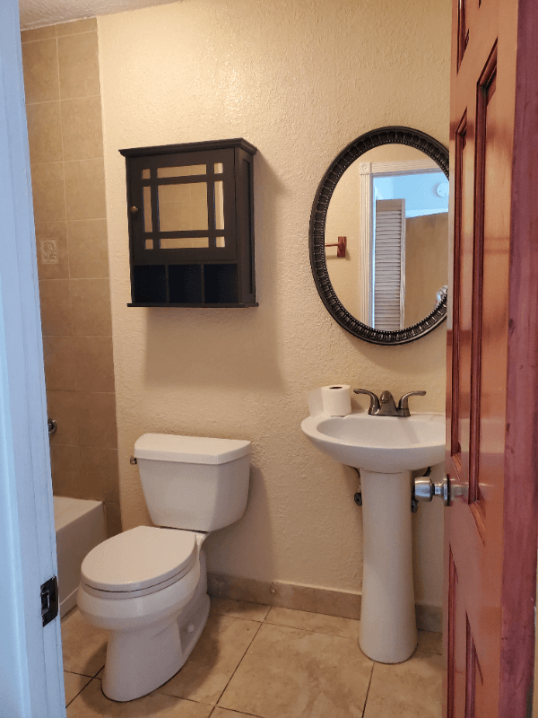 HIALEAH Townhome: 1551 west 43 pl