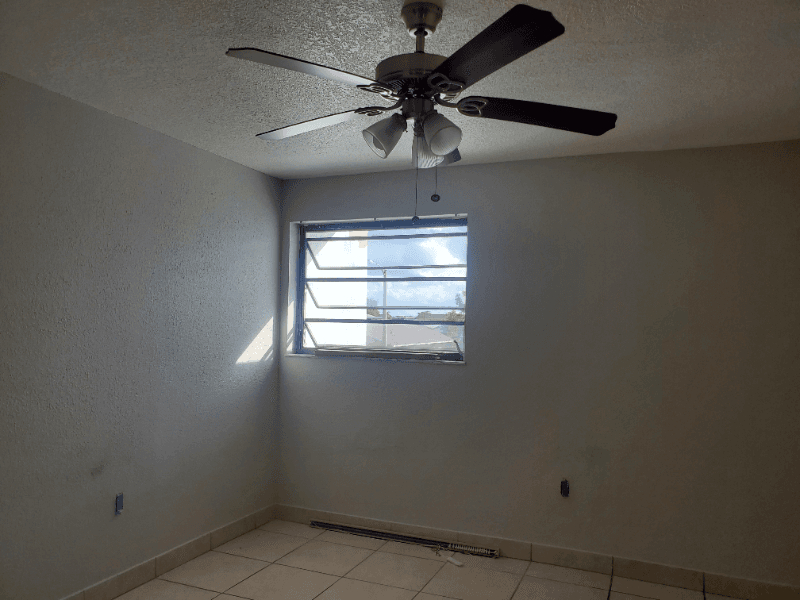 HIALEAH Townhome: 1551 west 43 pl