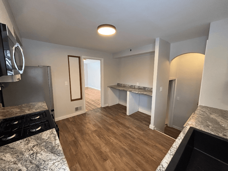 Grand Forks House: 611 2nd Ave. S.