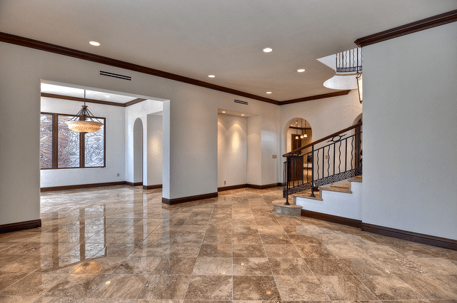 Corona del Mar House: 222 Iris Ave
