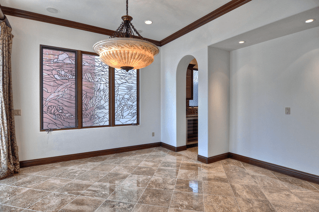Corona del Mar House: 222 Iris Ave
