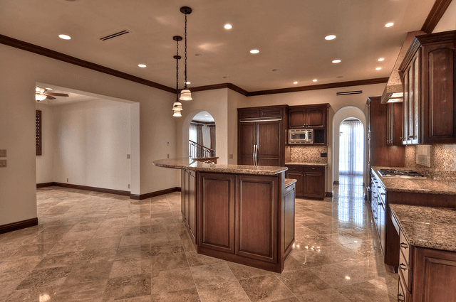 Corona del Mar House: 222 Iris Ave