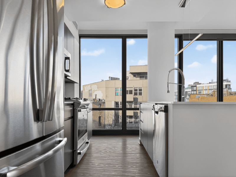 Chicago Condo: 736 N Aberdeen