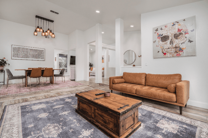 elk grove House: 9161 kneeland court