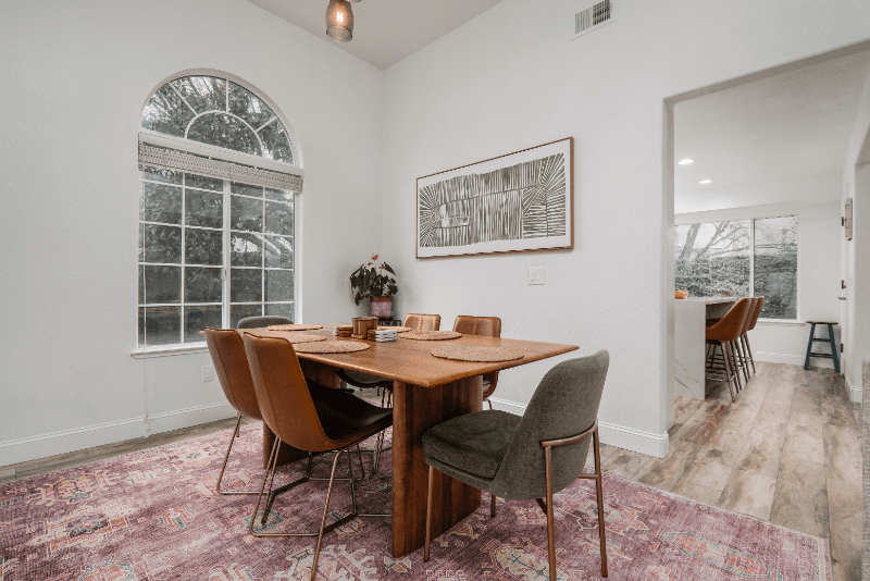 elk grove House: 9161 kneeland court