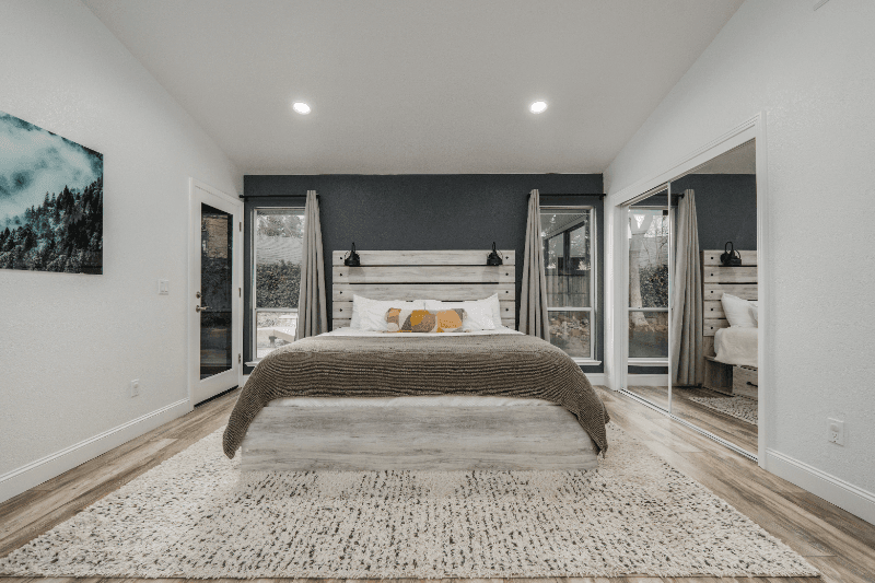 elk grove House: 9161 kneeland court