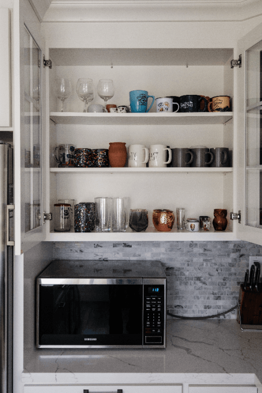 elk grove House: 9161 kneeland court