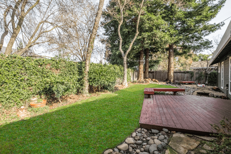elk grove House: 9161 kneeland court