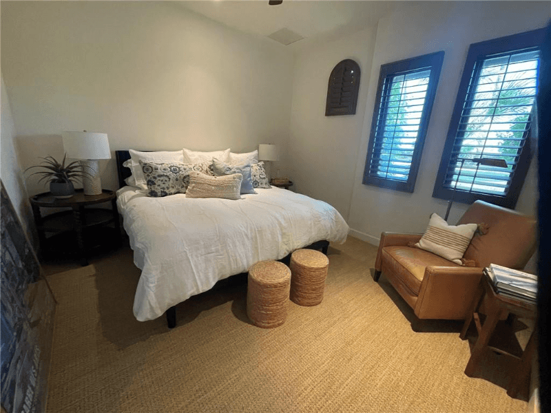La Quinta House: 56145 Village DR