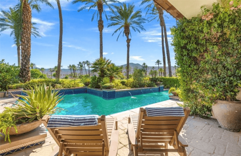 La Quinta House: 56145 Village DR