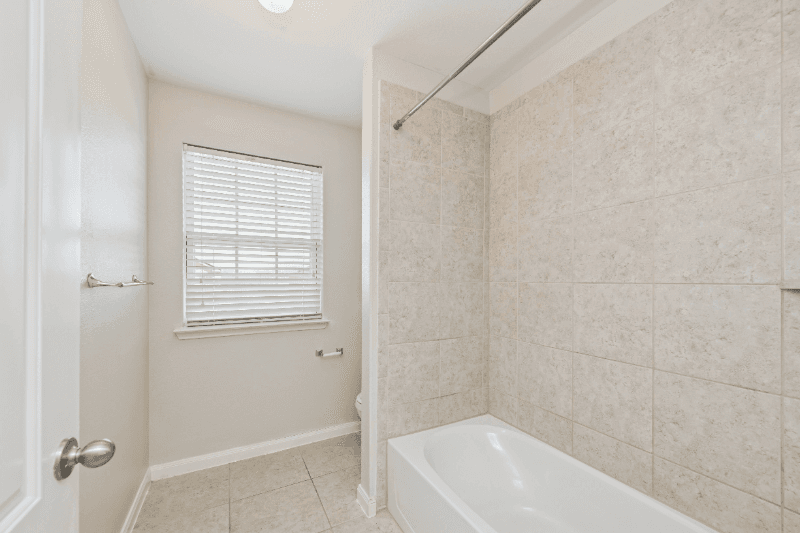 Princeton House: 312 Magnolia Dr