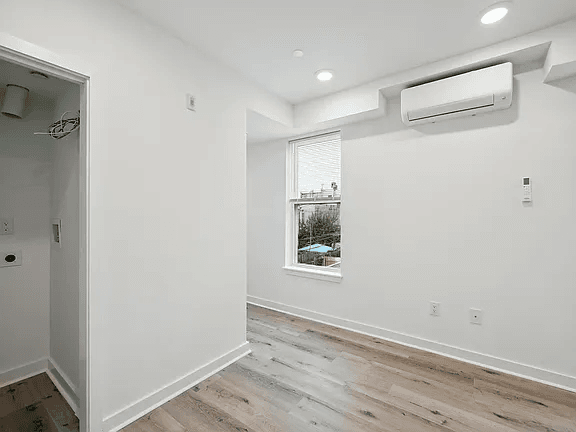Philadelphia Apartment: 3458 Frankford Ave