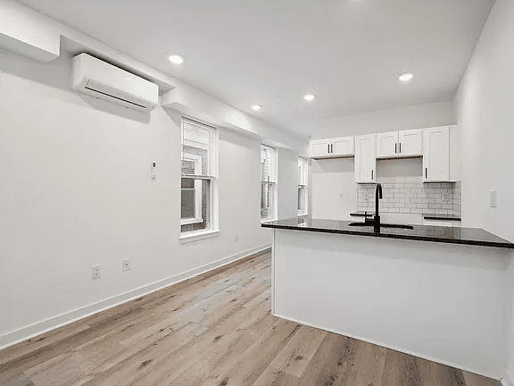 Philadelphia Apartment: 3458 Frankford Ave