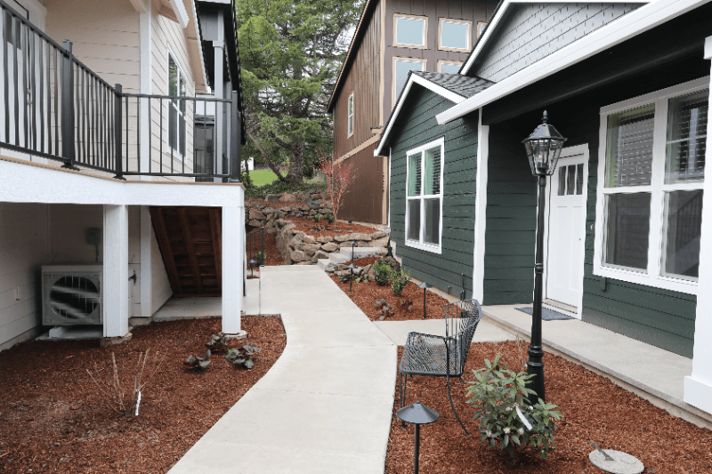 Happy Valley House: 12909 SE Ridgecrest Rd