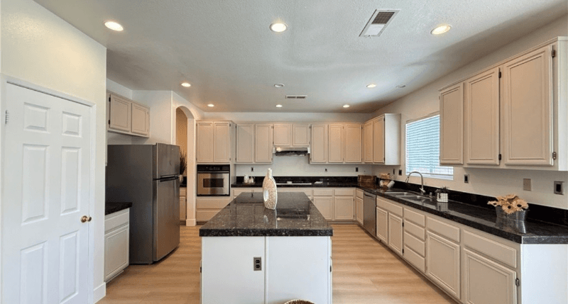 Jurupa valley Single Room: 11958 sunstone ct