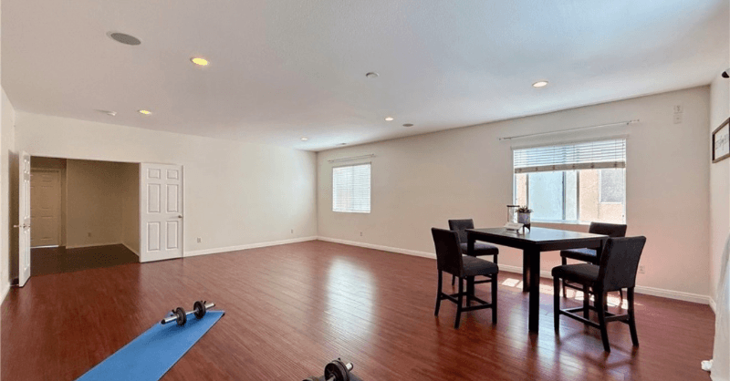 Jurupa valley Single Room: 11858 sunstone ct