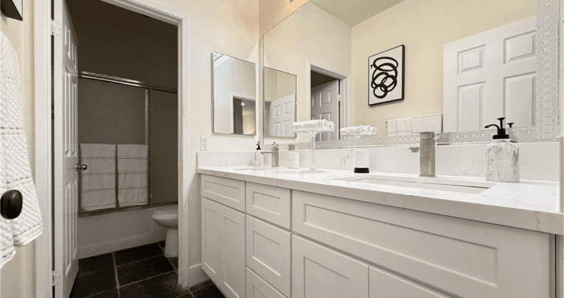 Jurupa valley Single Room: 11858 sunstone ct