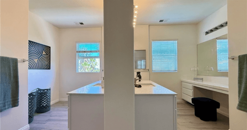 Jurupa valley Single Room: 11858 sunstone ct