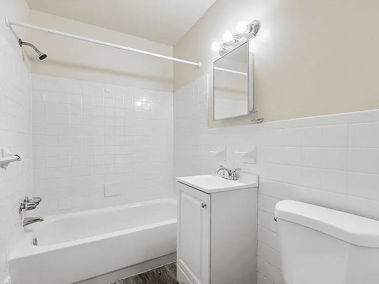 Philadelphia Apartment: 921 W Spencer St