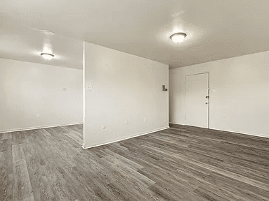 Philadelphia Apartment: 921 W Spencer St