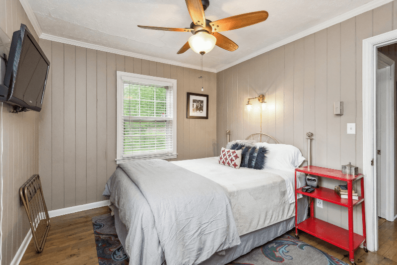 Nashville House: 2808 McCampbell Ave