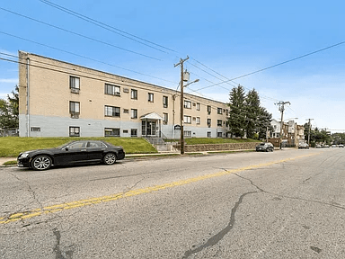 Philadelphia Apartment: 1774 W Godfrey Ave