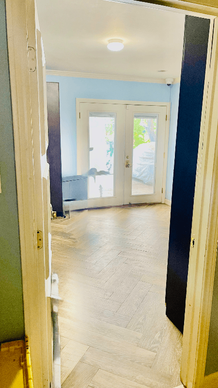 Encino Single Room: 15635 Vandorf Pl
