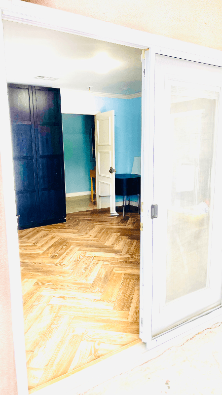 Encino Single Room: 15635 Vandorf Pl
