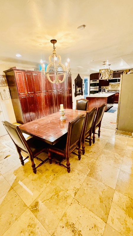 Encino Single Room: 15635 Vandorf Pl