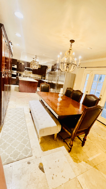 Encino Single Room: 15635 Vandorf Pl