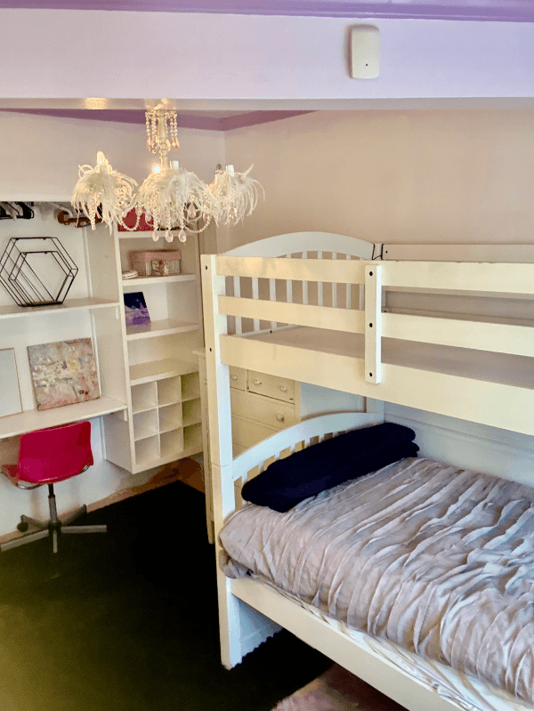 Encino Single Room: 15635 Vandorf Pl