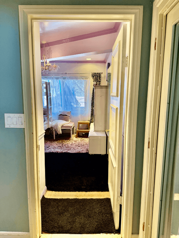 Encino Single Room: 15635 Vandorf Pl