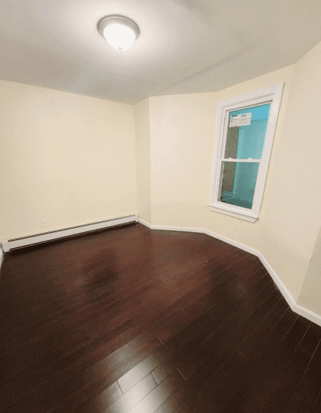 NEWARK House: 350 13th Ave