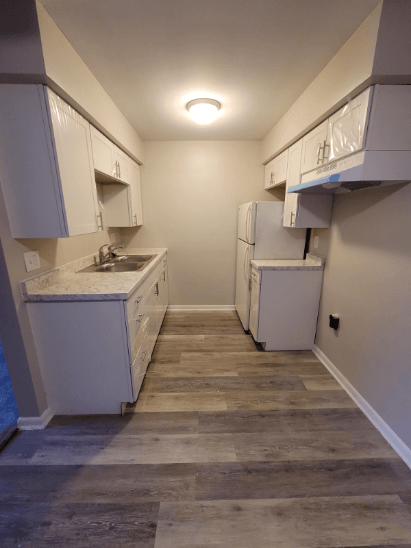 North Canton Apartment: 7320 Sunset Strip NW # 2