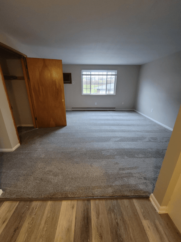 North Canton Apartment: 7320 Sunset Strip NW # 2