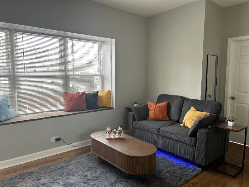 CHICAGO Condo: 3034 W Montrose Ave