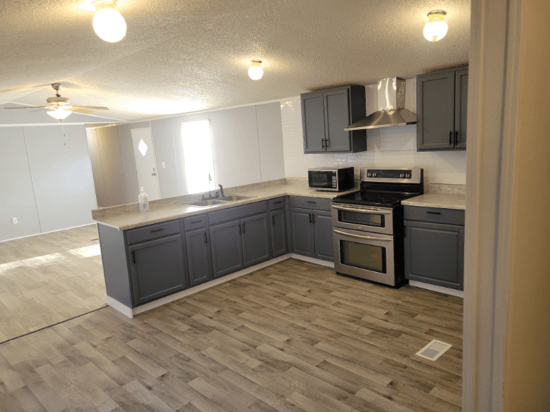 Forest House: 85 Hawkins Rd