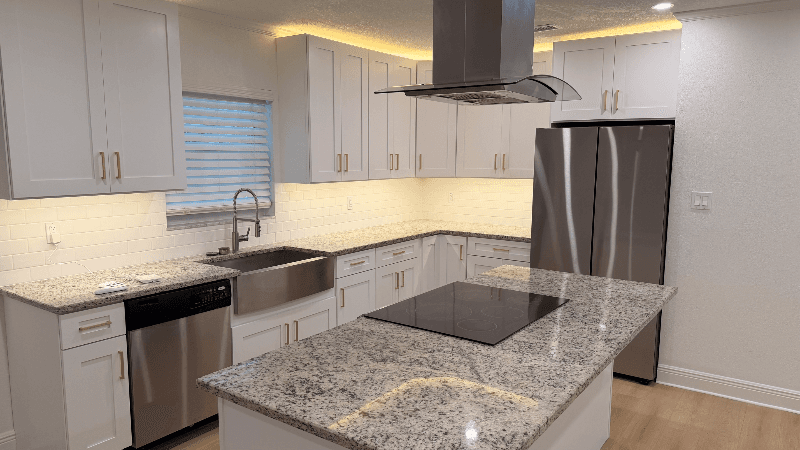 Tampa House: 8708 N Pawnee Ave,