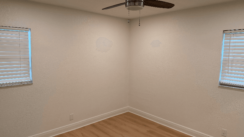 Tampa House: 8708 N Pawnee Ave,