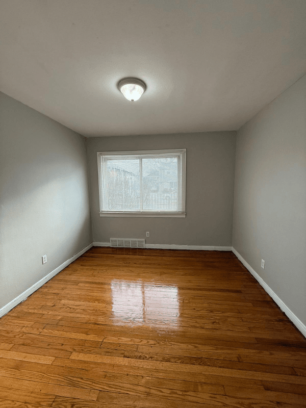 Detroit Apartment: 1890 Ewald Cir