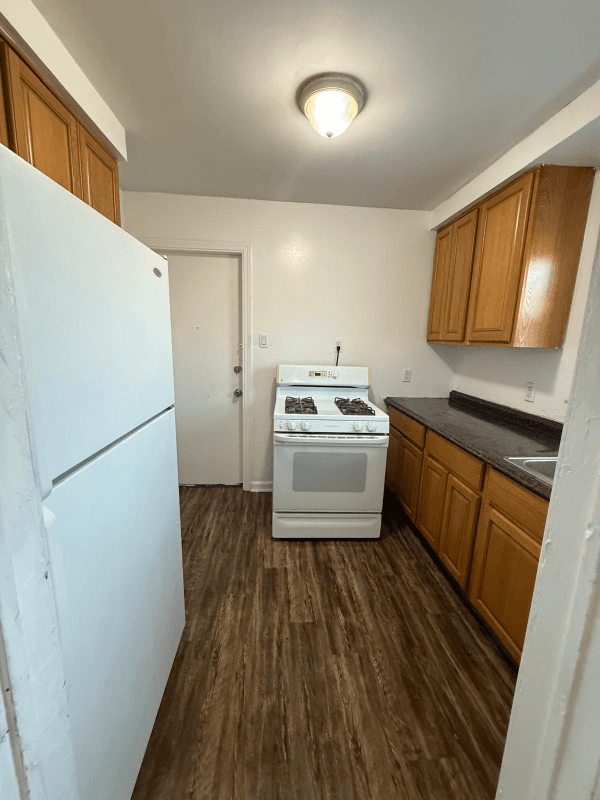 Detroit Apartment: 1890 Ewald Cir