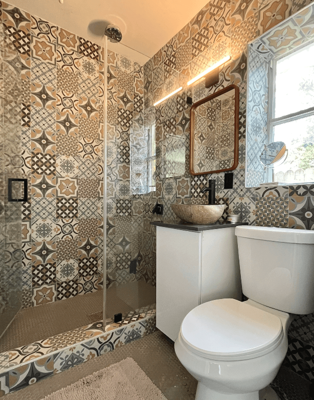 Miami House: 679 NE 87th St