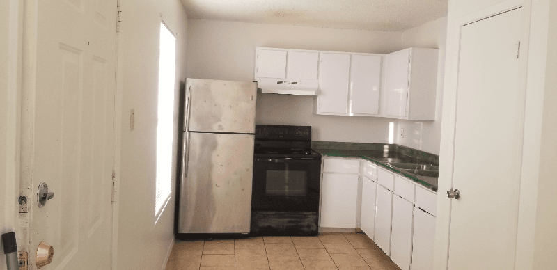 San Antonio Multiplex: 4222 Woodmanor Dr