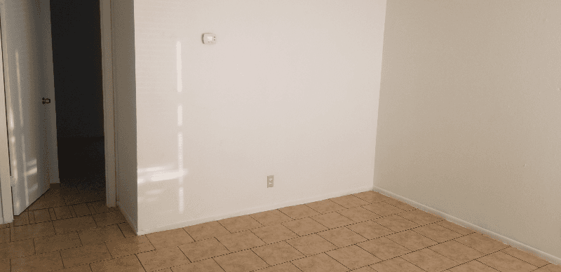 San Antonio Multiplex: 4222 Woodmanor Dr