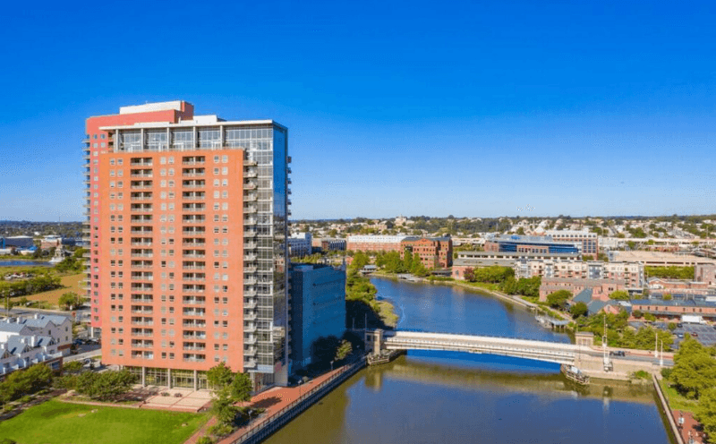 WILMINGTON Condo: 105 CHRISTINA LANDING DRIVE