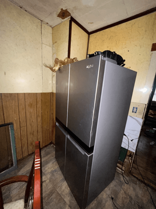 East Saint Louis House: 5617 Warren Ave