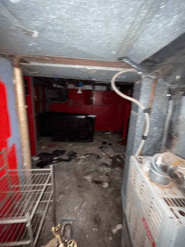 East Saint Louis House: 5617 Warren Ave