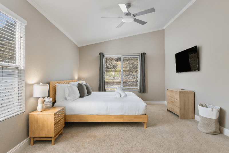 Oceanside House: 5442 Toucanet Court