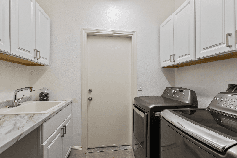 Oceanside House: 5442 Toucanet Court