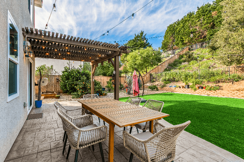 Oceanside House: 5442 Toucanet Court